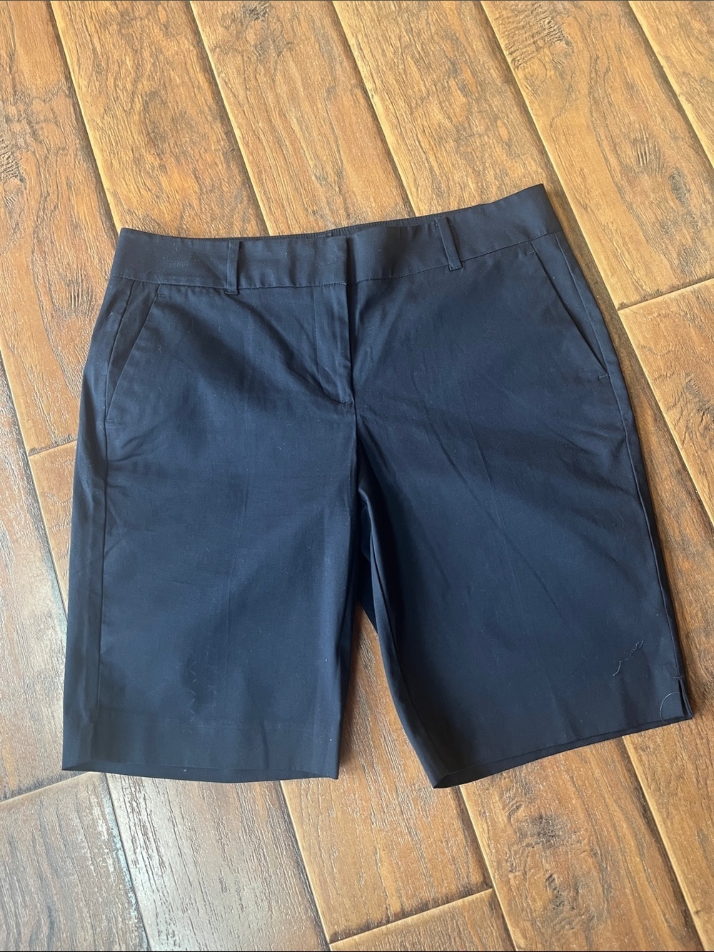 Ann Taylor Classic Women's Black Dress Shorts - Size 10